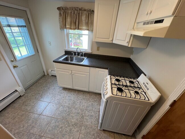 Photo - 15 Elm St Unit Apartment 1