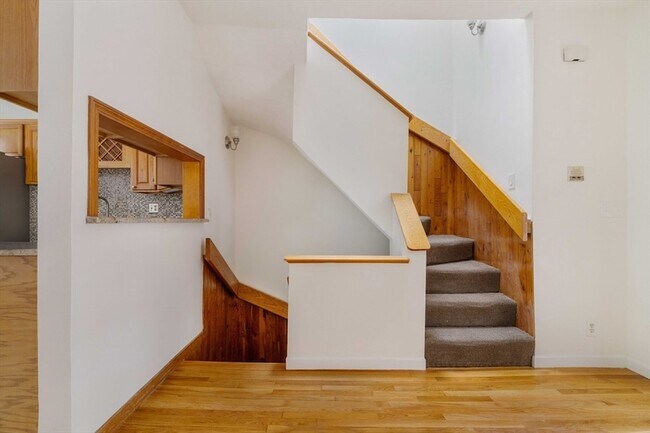 Photo - 195 Endicott St