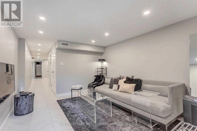 Photo - 132 Shaw St Unit C