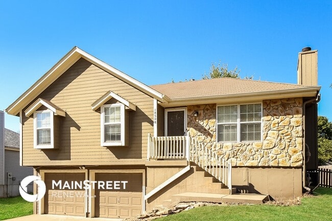 Building Photo - 18508 E Blackhawk Trail