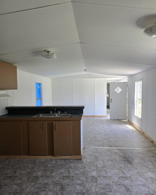 Hidden Acres Park - Hidden Acres Park Condo Unit 4