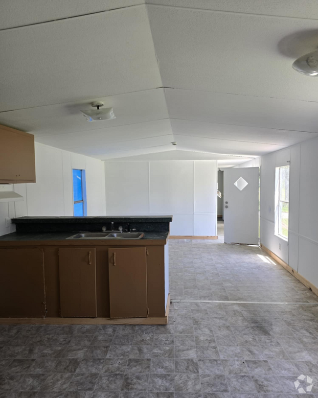 Building Photo - Hidden Acres Park Unit 4 Rental