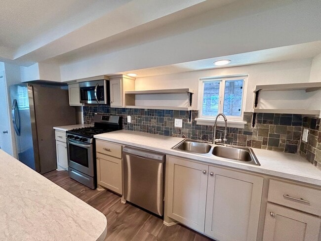 Photo - 2012 Elmen St Unit 1
