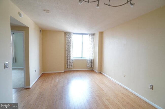 Photo - 2161 N Brandywine St