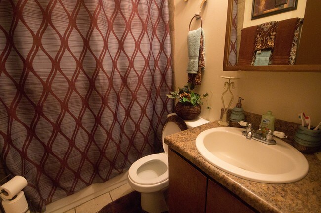 Photo - Highland Village Apartments