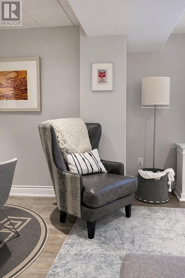 Photo - 170 Humphrey St