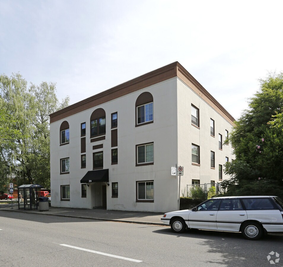 Ladd's Addition Apartments - Ladd's Addition Apartments