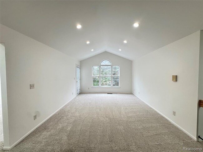 Photo - 5472 Pine Aires Dr