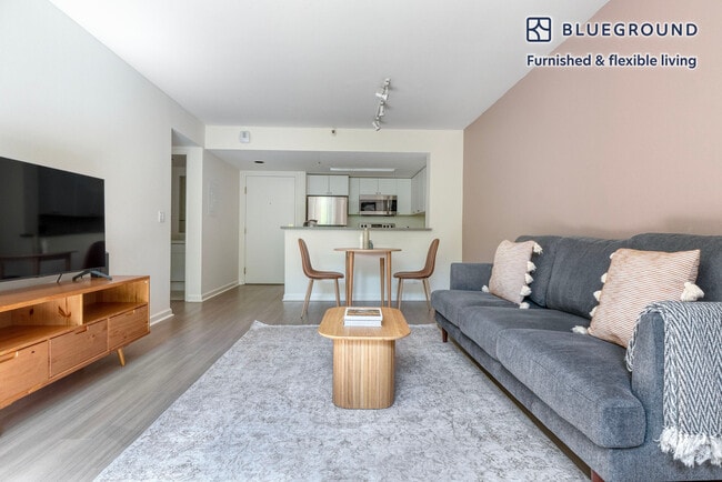 Photo - 2 Townsend St Unidad SI FL4-ID1393