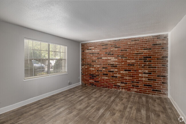 2BR 2BA 1000 SF: Living Room