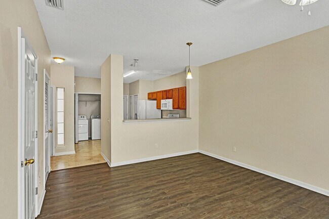 Photo - 2 bedroom/ 2.5 bathroom in gated St Johns ...