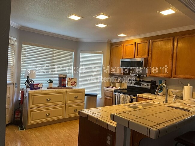 Photo - 960 Buckskin Terrace