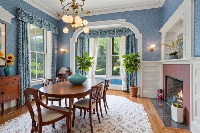 Photo - 613 Pleasant St