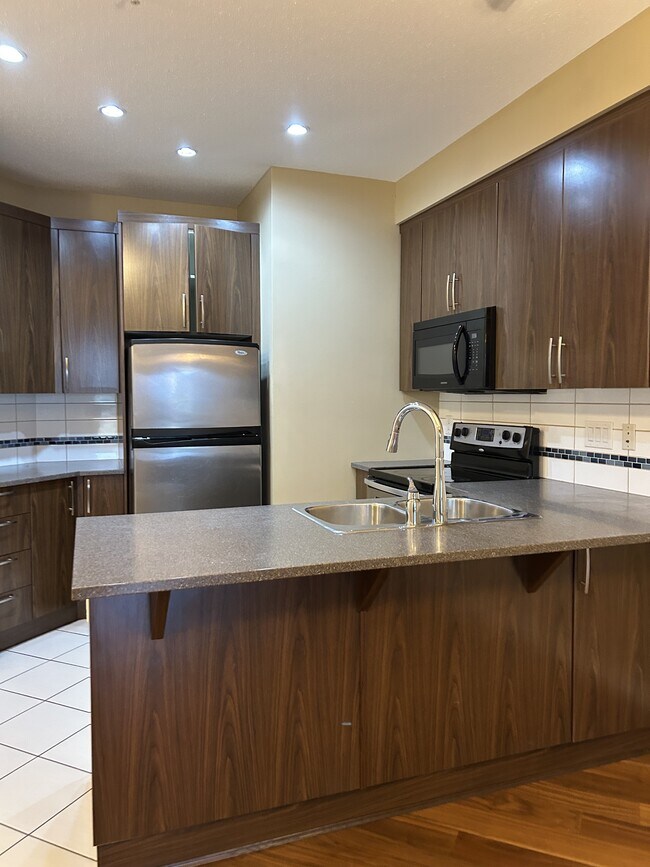 Photo - 45585-45585 Keith Wilson Rd