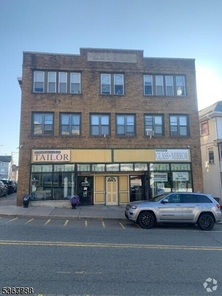Building Photo - 317 Main St Unit 2 Rental