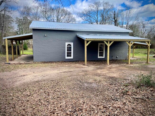 Photo - 602 Court St