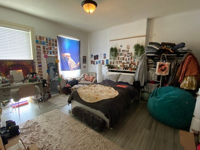 Photo - 1263 W Cary St Unit 2