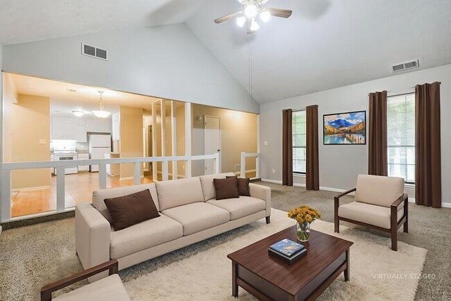 Photo - 512 Oak Rd SW