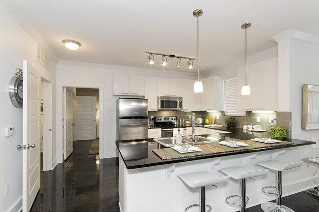 Building Photo - 1100 Trinity Mills Rd Unit 2272 Rental