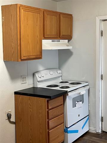 Photo - 202 W Pembroke Ave