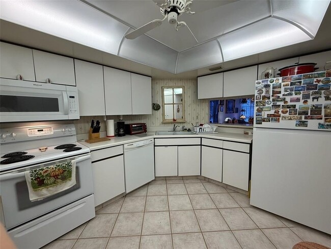 Photo - 7400 Sun Island Dr S Unit 505