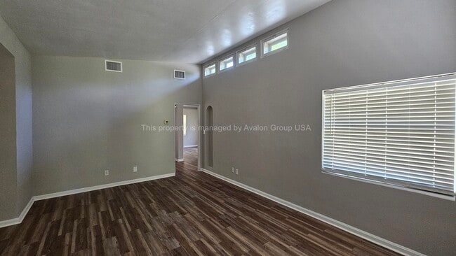Photo - 5474 N River Rd