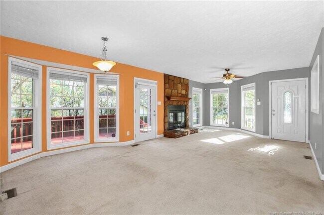 Photo - 412 Mangum Ct