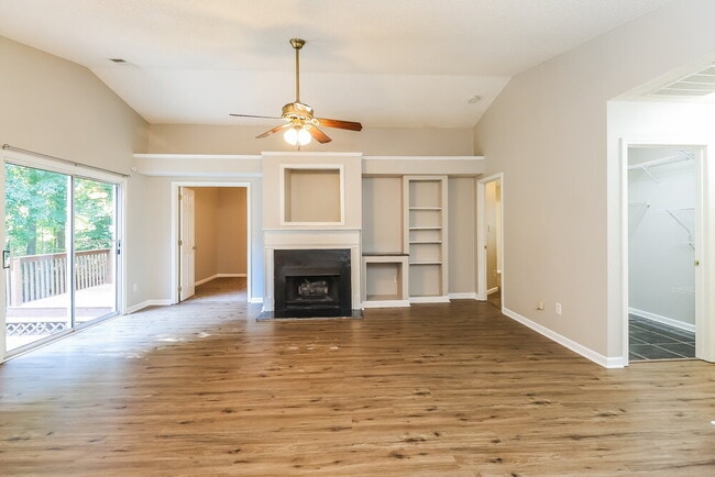 Photo - 1839 Colin Creek Ln