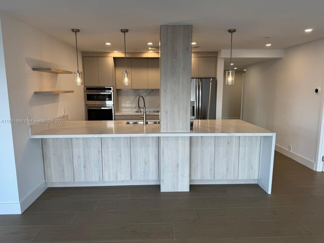 Photo - 251 Crandon Blvd Unit 609
