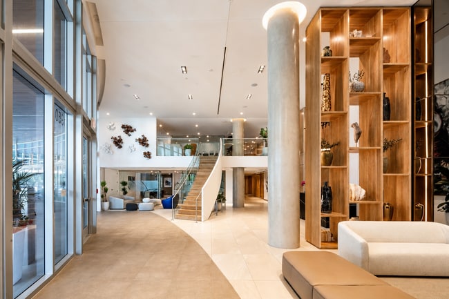 Ascent at Metropolitan Naples