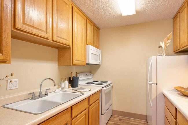 Photo - Irving Heights Apartments