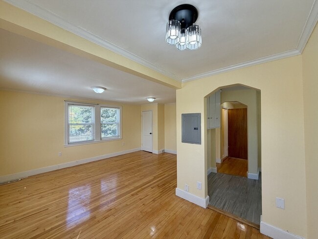19 Ridgeview Ave Unit 2