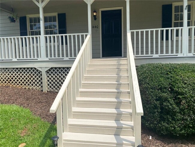 Photo - 440 Nickajack Rd SW