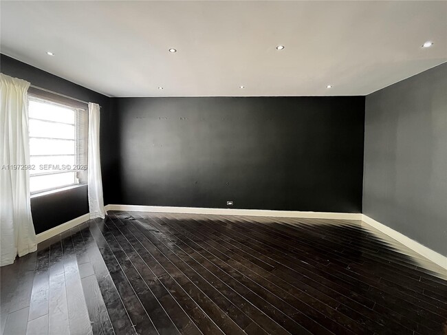 Photo - 742 12th St Unit 2