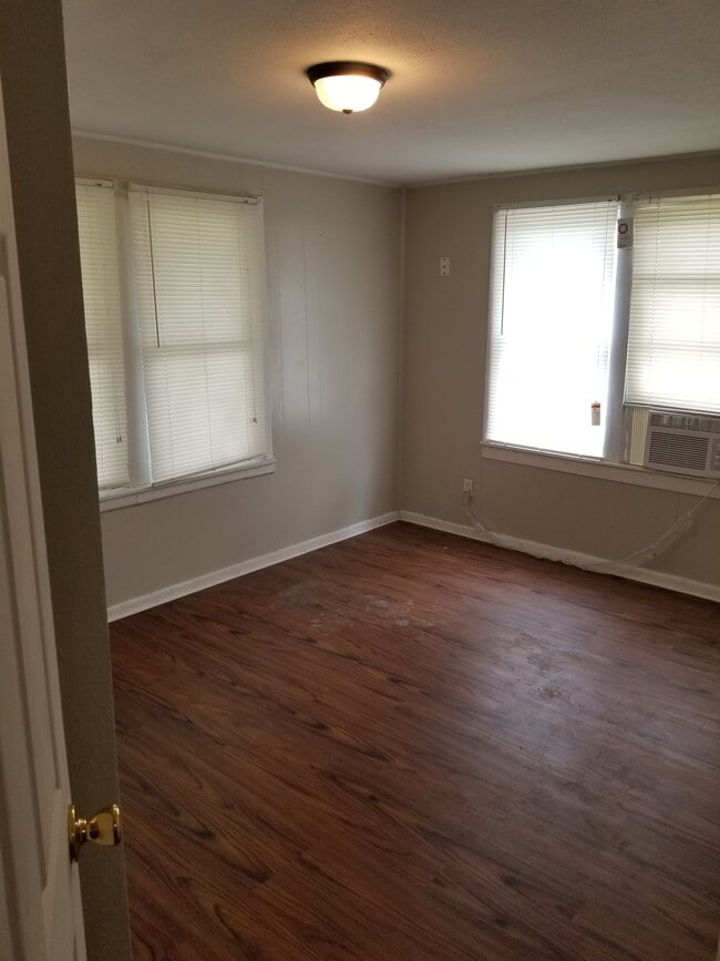 Photo - 1117 E Nettie Ave