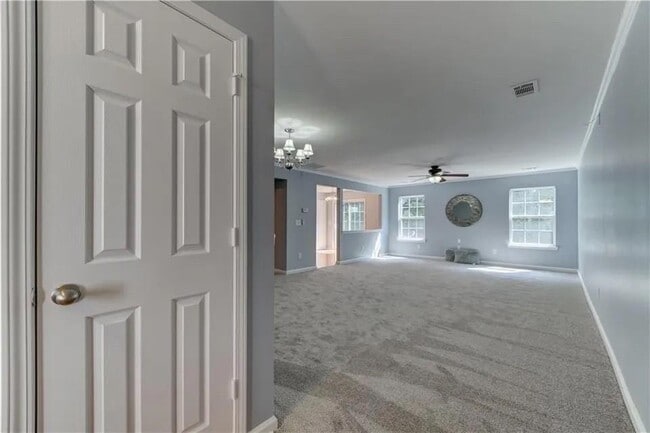 Photo - 2820 Mayfair Dr