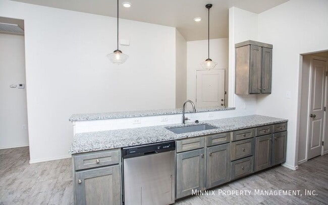 Photo - 1112 N 7th St
