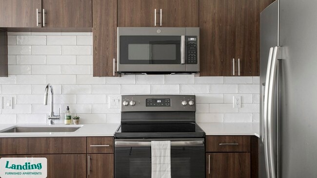 Photo - 4811 Woodrow Ave Unit 215.1405689