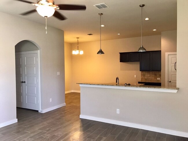 Photo - LUXURY DUPLEX LOCATED IN MIDLOTHIAN, TEXAS!