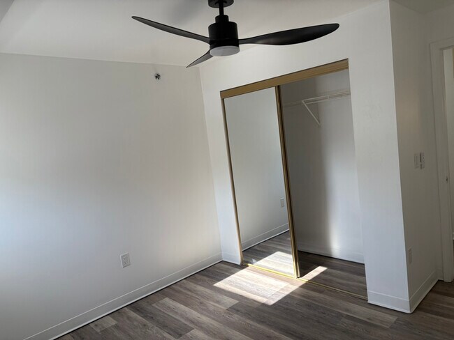 Photo - 150 N Main St Unidad B-304