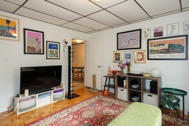 Photo - 19 Oval Rd Unit 2