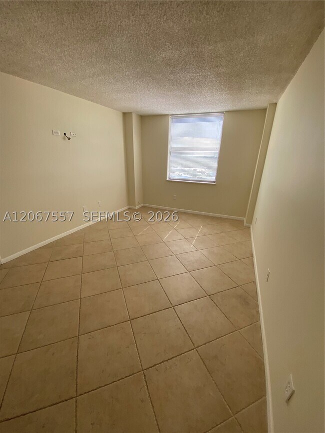 Photo - 1470 NE 123rd St Unit A1406