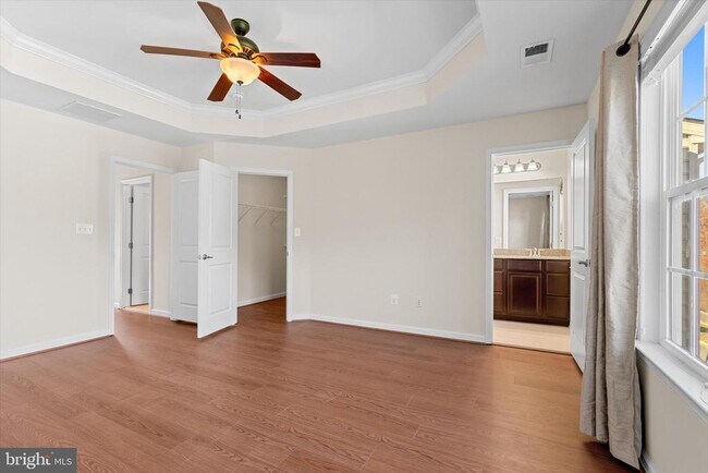 Photo - 4382 Daisy Reid Ave