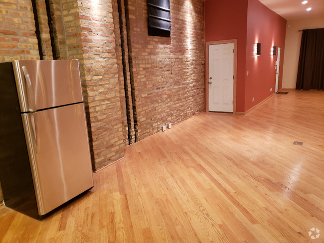 Building Photo - 8058 S Brandon Ave Unit 1 Rental