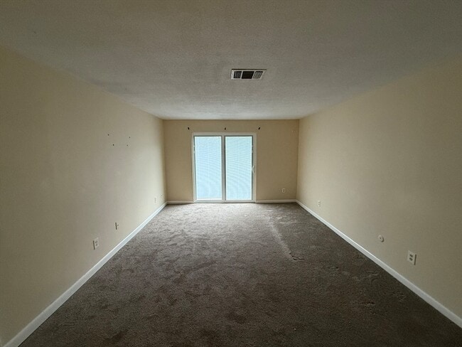 Photo - 176 Maple Ave Unidad Bld 1  31
