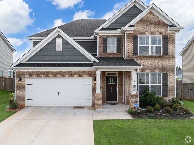 Building Photo - Beautiful 4 BR, 3.5 BA, 2 Car Garage Home ...
