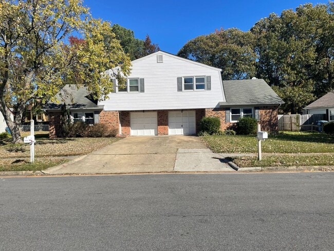 Charming 2-Bedroom Duplex in Kempsville, V... - Charming 2-Bedroom Duplex in Kempsville, V... House