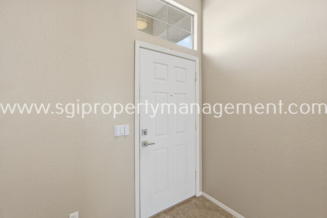 Photo - 13178 W Rimrock St