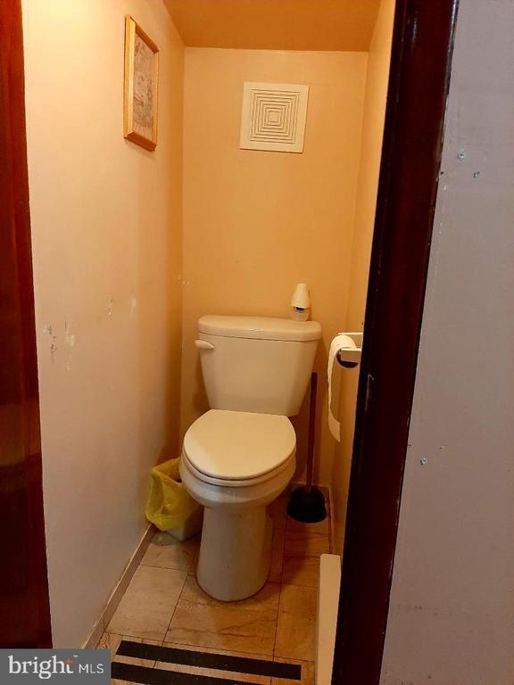 Photo - 2538 S Jessup St