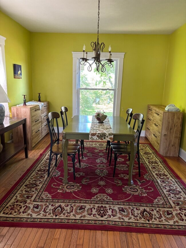 Photo - 2164 Bellfield Ave